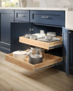 SN-DCW2415GD Shaker NAVY Wall Cabinets - Image 3